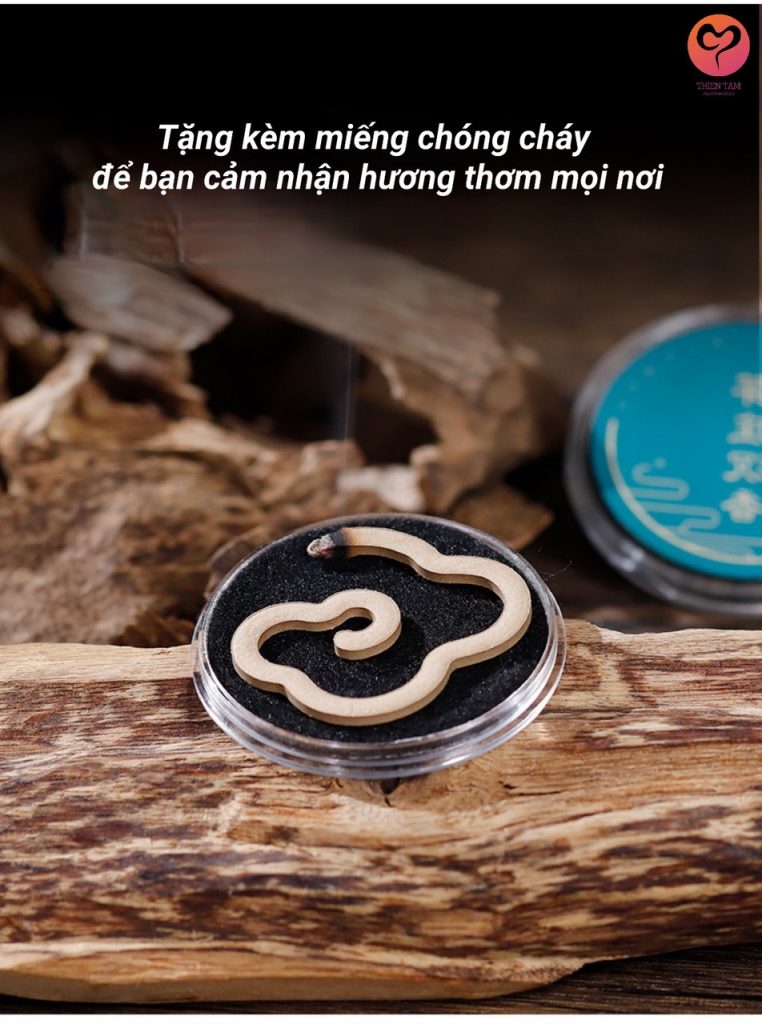 trầm hương vân mây